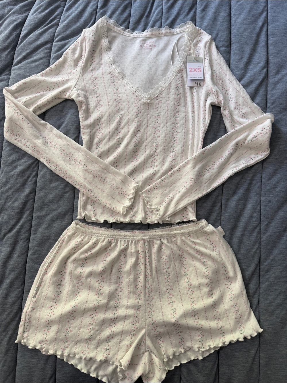 Primark White Ribbed Pajama Set with Pink Floral Detail - 2XS